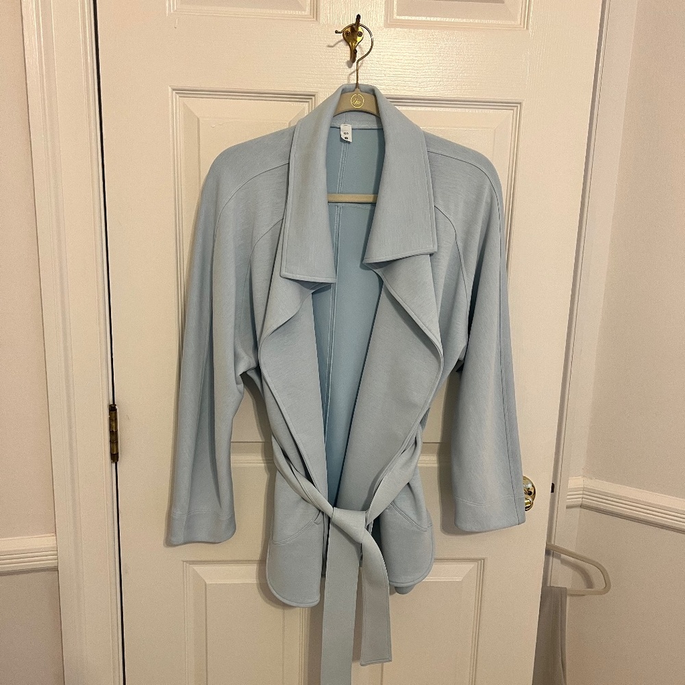 Lululemon Softstreme Belted Wrap- XS/S